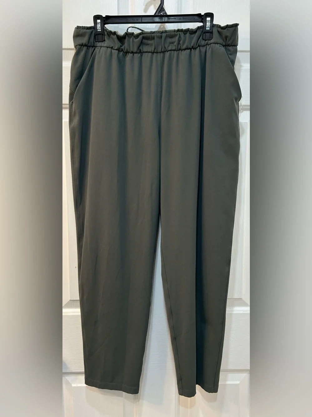 Lululemon Stretch High Rise Pull On Pant Sz 12 Tapered Leg Drawstring Waist